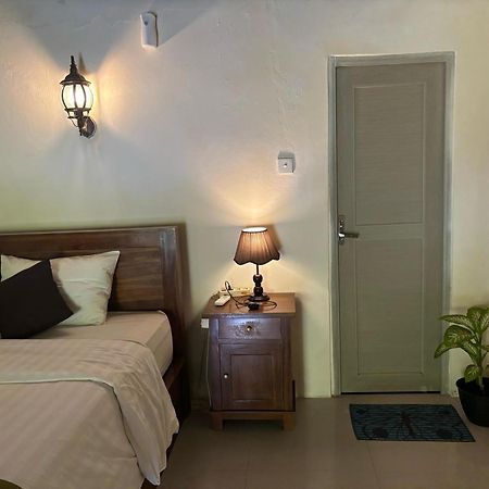 Kubu Artha Bungalow Nusa Penida Ped Екстериор снимка