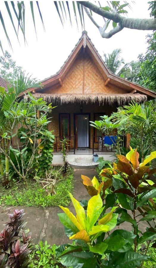 Kubu Artha Bungalow Nusa Penida Ped Екстериор снимка